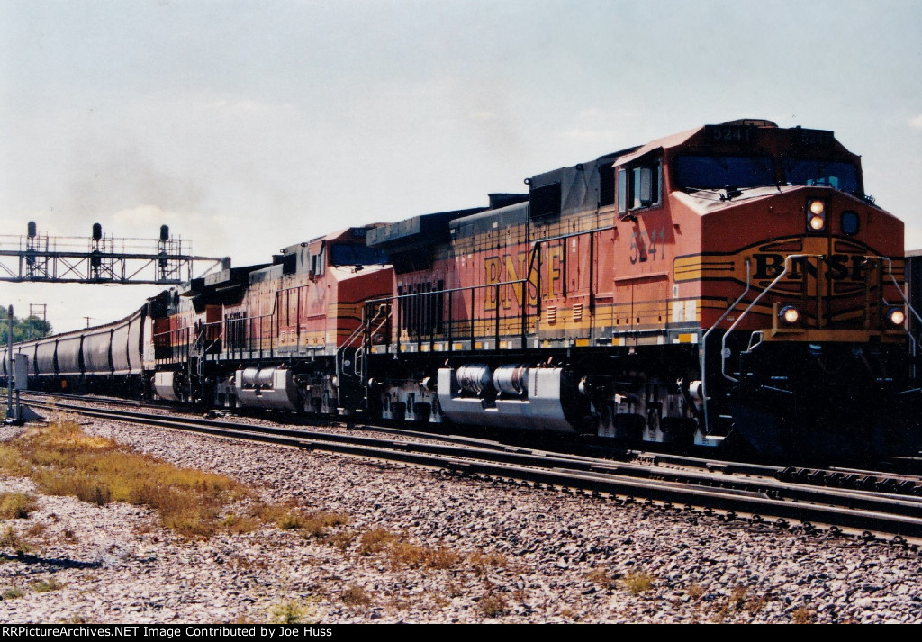 BNSF 5241 West